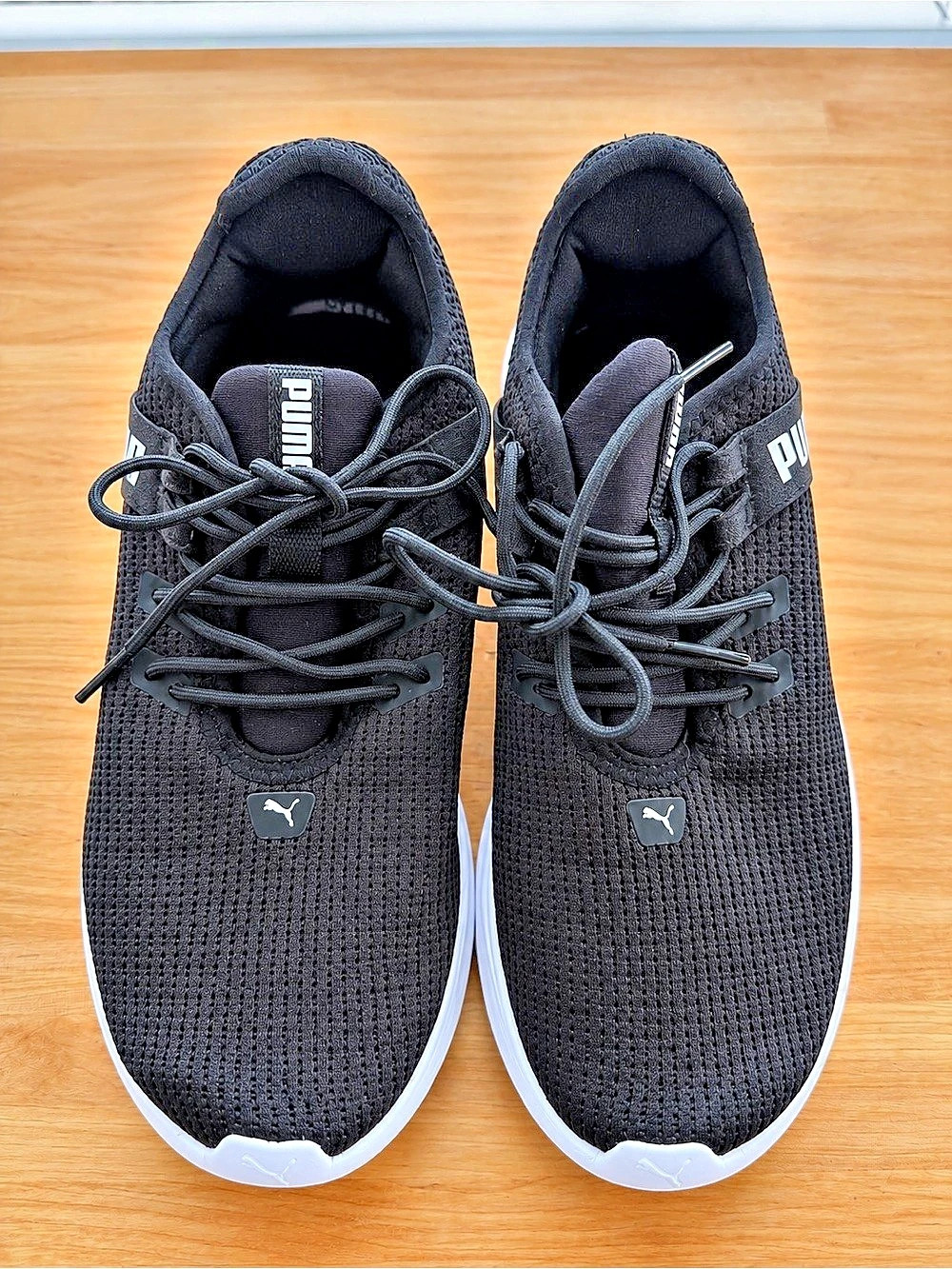 PUMA Softride Black & White US 7.5 Athletic Shoes
